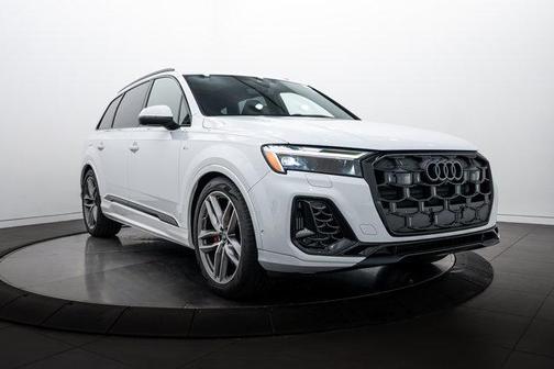 Glacier White 2026 Audi Q7 55 Prestige