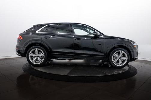2023 Audi Q8 55 Premium Plus