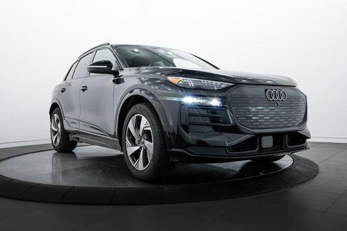 2025 Audi Q6 e-tron Prestige