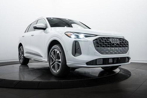 2025 Audi Q5 Premium Plus