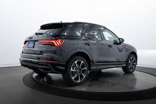 2025 Audi Q3 45 S line Premium Plus