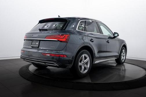 2023 Audi Q5 40 Premium