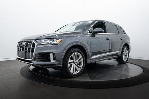 2022 Audi Q7 55 Premium Plus