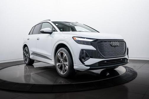 2024 Audi Q4 e-tron Premium Plus