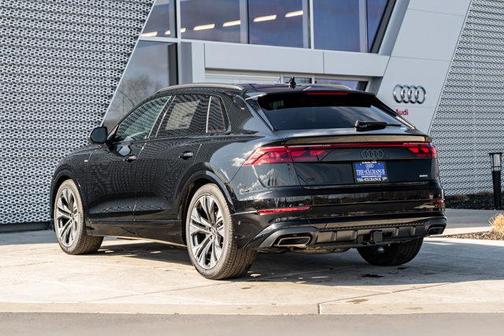 Black 2026 Audi Q8 55 Prestige