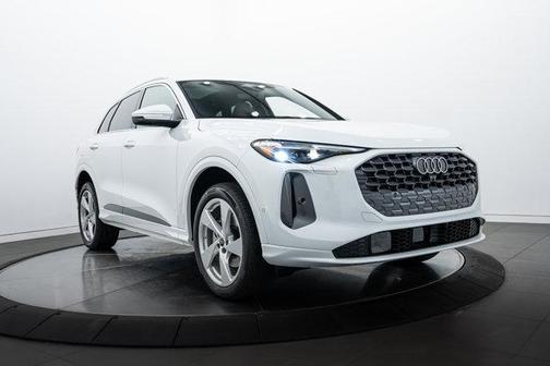 2025 Audi Q5 Premium Plus