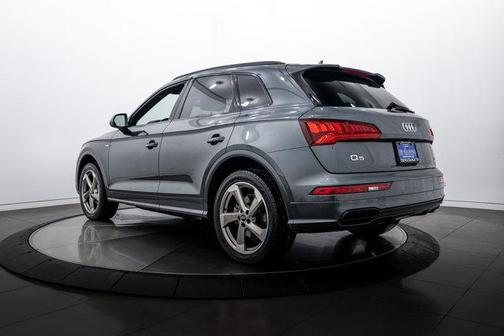 2020 Audi Q5 45 Titanium Premium