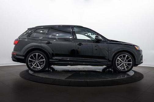 2023 Audi Q7 55 Prestige