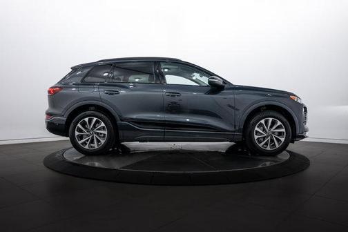 2025 Audi Q6 e-tron Premium