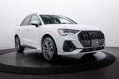 2025 Audi Q3 S line Premium
