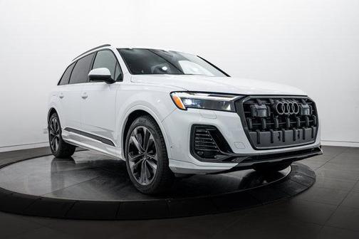 2026 Audi Q7 55 Premium Plus