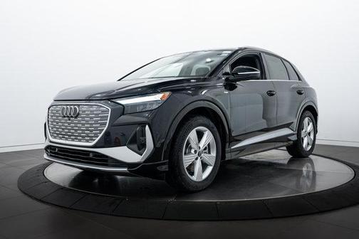 2025 Audi Q4 e-tron Premium Plus