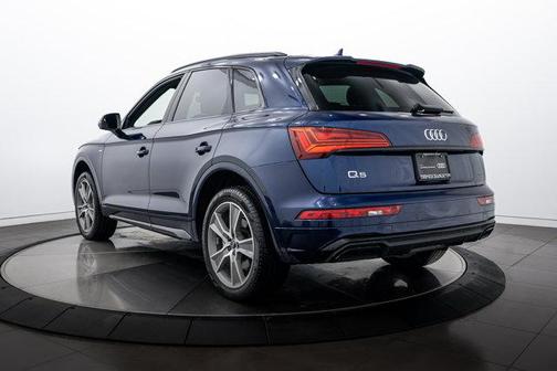 2025 Audi Q5 45 S line Premium
