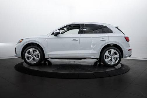 2025 Audi Q5 45 S line Premium Plus