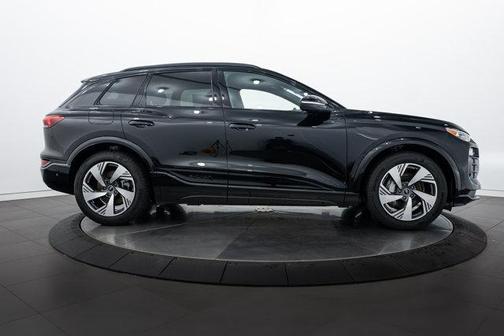 2025 Audi Q6 e-tron Prestige