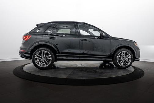 Mythos Black Metallic 2023 Audi Q3 45 S line Premium Plus