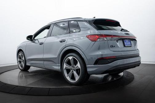 2025 Audi Q4 e-tron Premium Plus
