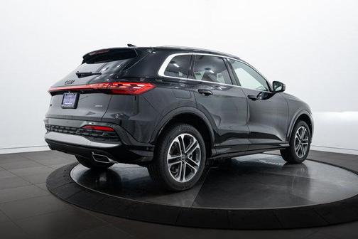 2025 Audi Q5 Premium Plus