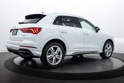2024 Audi Q3 45 S line Premium Plus