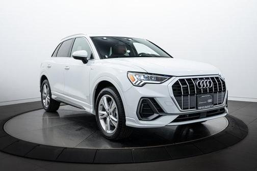 2024 Audi Q3 45 S line Premium Plus
