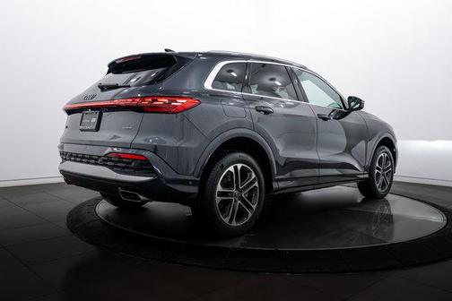 2025 Audi Q5 Premium Plus