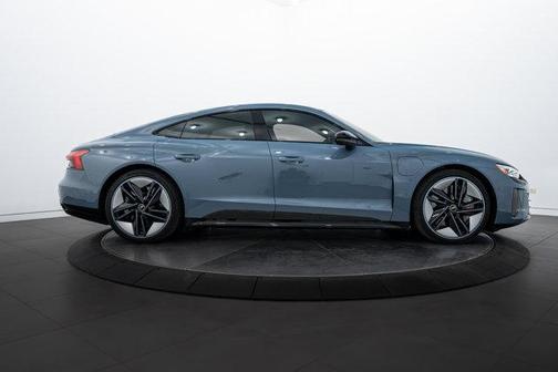 2023 Audi RS e-tron GT quattro