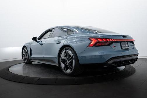 2023 Audi RS e-tron GT quattro