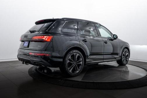 2026 Audi Q7 55 Premium Plus