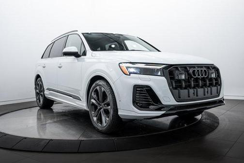 2026 Audi Q7 55 Premium Plus