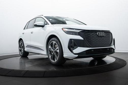 2025 Audi Q4 e-tron Premium Plus