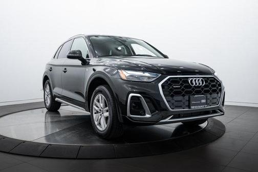 2023 Audi Q5 45 S line Premium