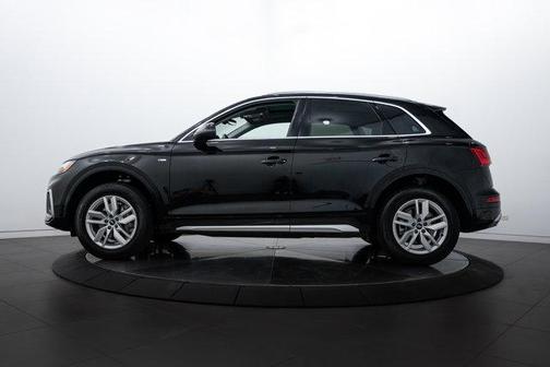 2023 Audi Q5 45 S line Premium