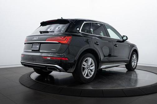2023 Audi Q5 45 S line Premium