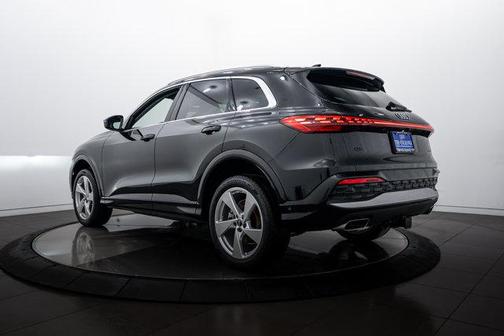 2025 Audi Q5 Premium Plus