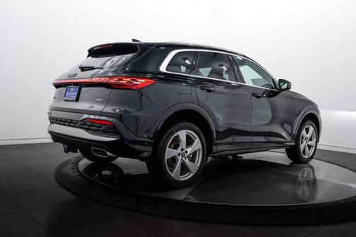 2025 Audi Q5 Premium Plus