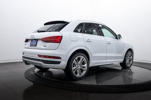 2016 Audi Q3 Prestige