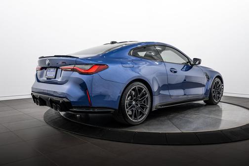 Portimao Blue Metallic 2024 BMW M4 Competition