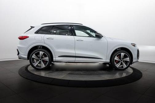 Glacier White 2026 Audi SQ5 3.0T Premium Plus