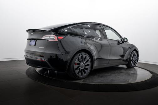 Solid Black 2022 Tesla Model Y Performance
