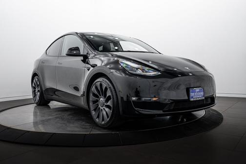 Solid Black 2022 Tesla Model Y Performance