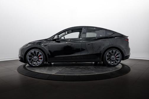 Solid Black 2022 Tesla Model Y Performance