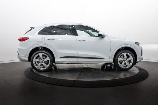 Glacier White 2026 Audi Q5 Premium Plus