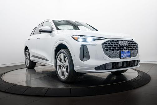 Glacier White 2026 Audi Q5 Premium Plus