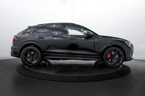 2026 Audi RS Q8 4.0T