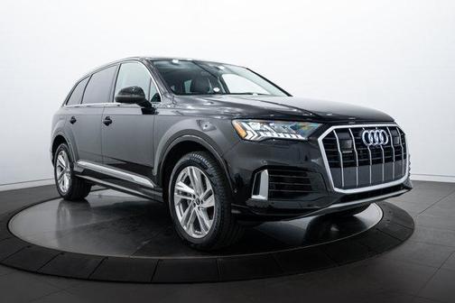 2023 Audi Q7 55 Premium
