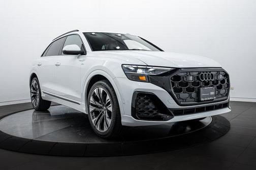 2025 Audi Q8 55 Premium Plus