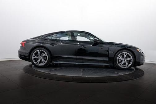 2024 Audi e-tron GT Prestige