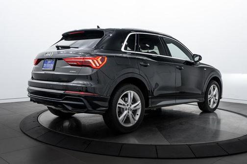 2019 Audi Q3 S line Premium Plus