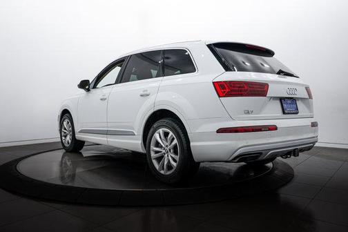 2019 Audi Q7 55 Premium