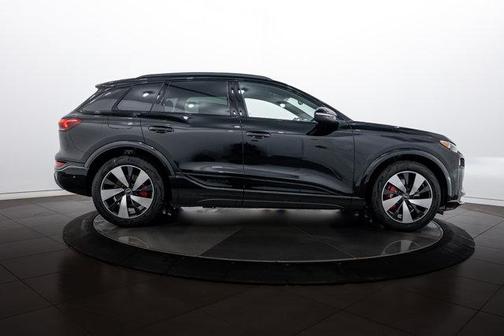 2025 Audi SQ6 e-tron Prestige